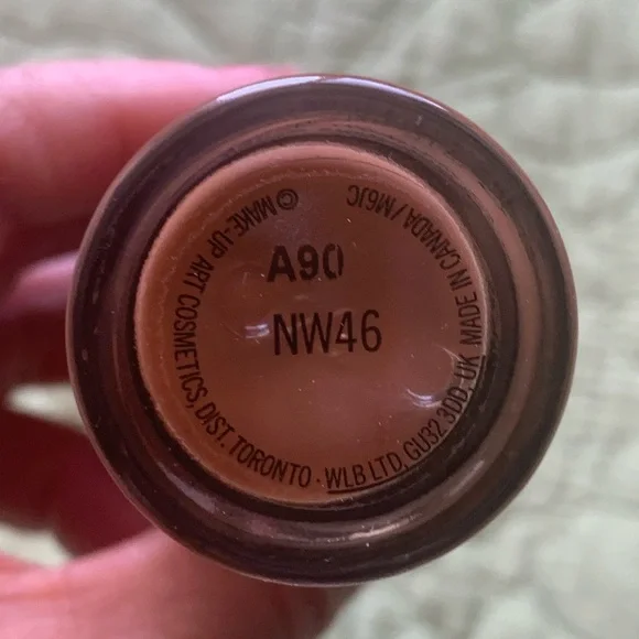 MAC Cosmetics Studio Fix Fluid Foundation SPF NW46 - Picture 5 of 6